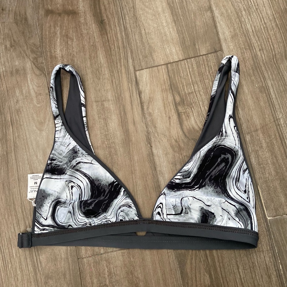 Venus women’s bikini top